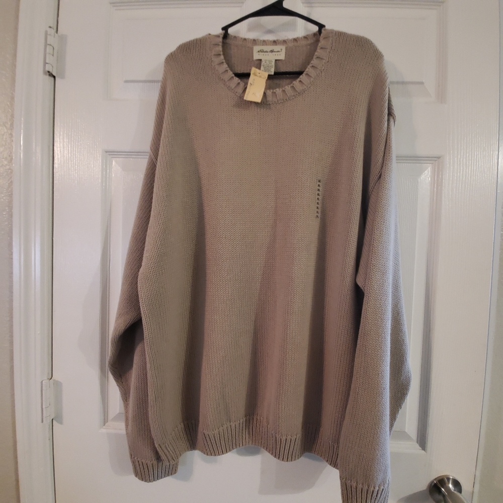 Eddie Bauer Men's Chunky Knit Sweater. NWT